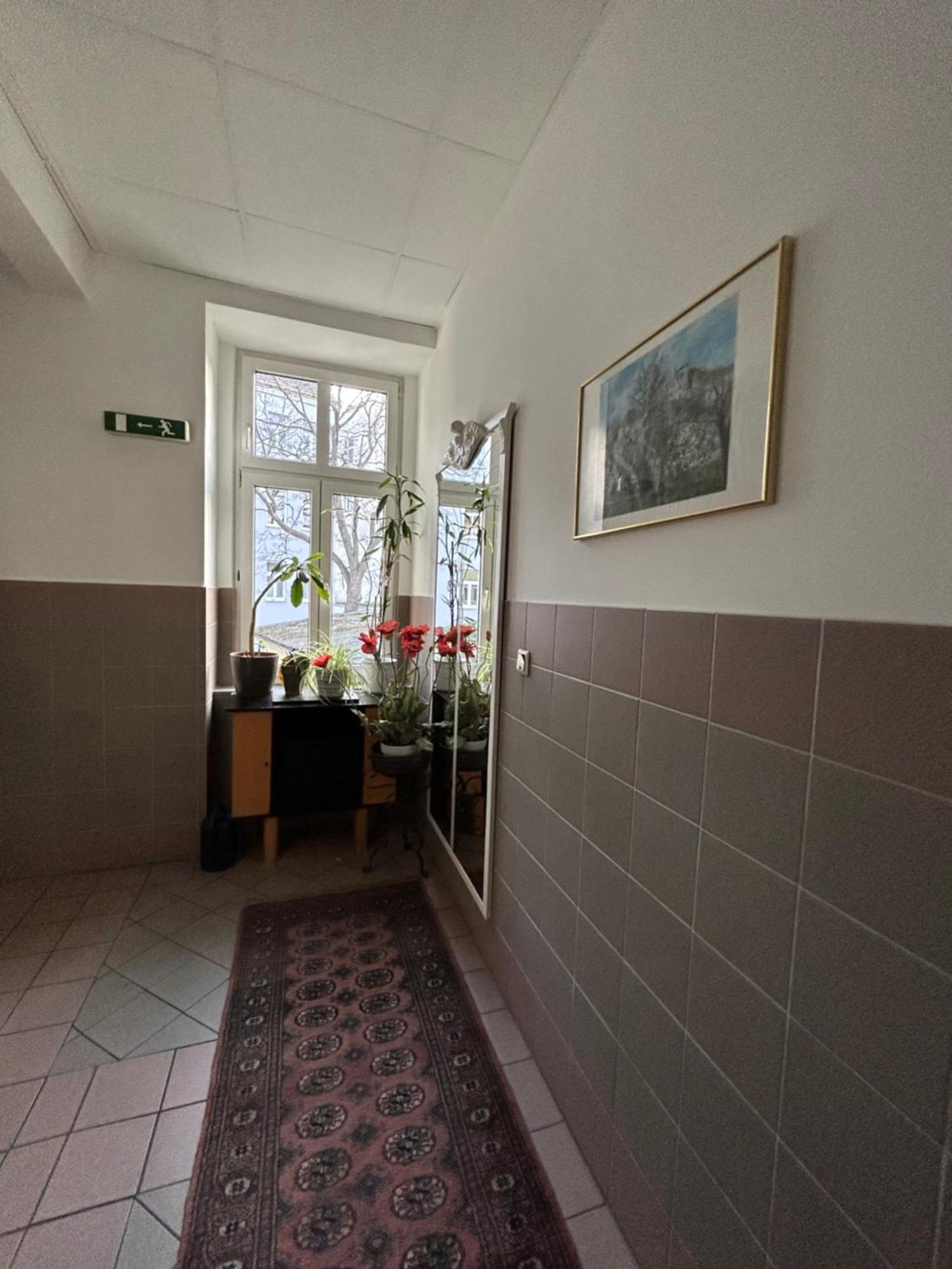 Reiner Apartment Vienna Exterior photo